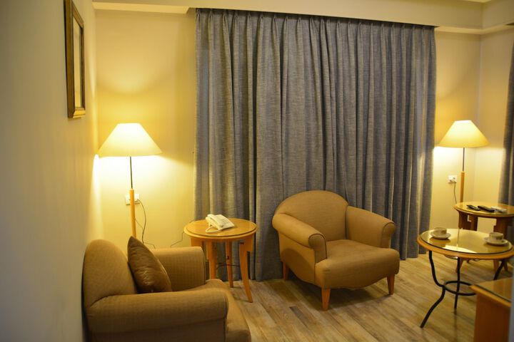 Room 18 of 47