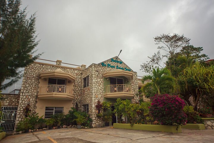 Hotel 18 of 20