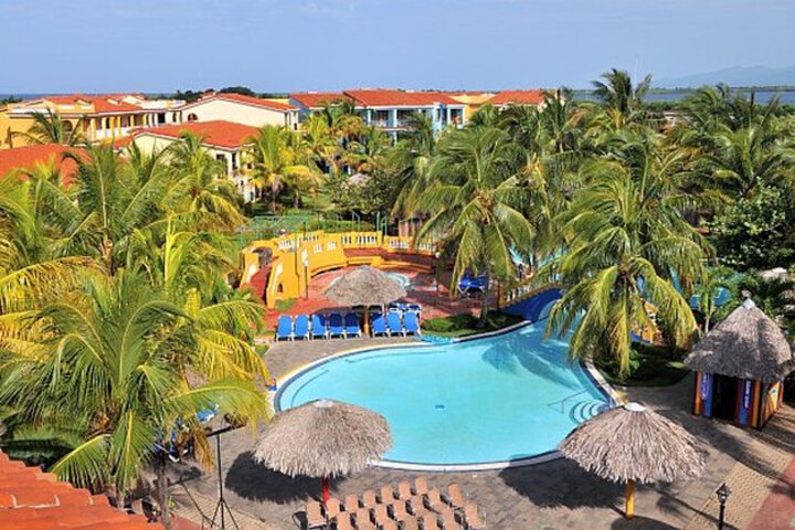 Pool 4 of 4