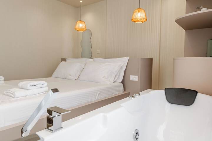 Room 35 of 175