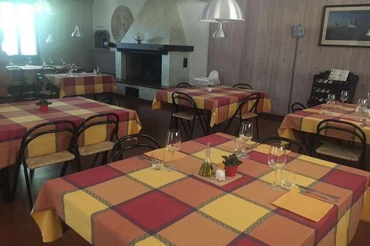 Dining 10 of 20