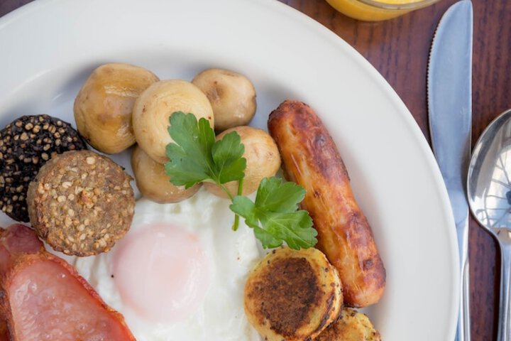Breakfast meal