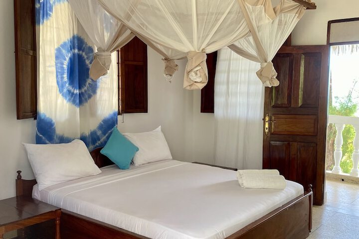 Room 15 of 92