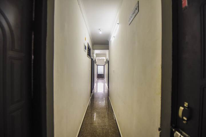 Ballroom/Hall 4 of 4