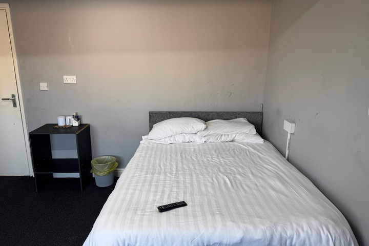 Room 37 of 156