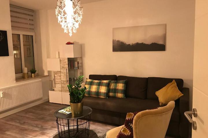 Room 8 of 11