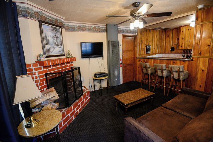 Room 74 of 149