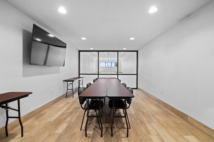 Meeting facility