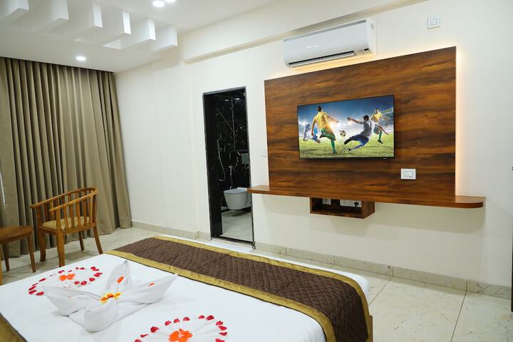 Room 27 of 36