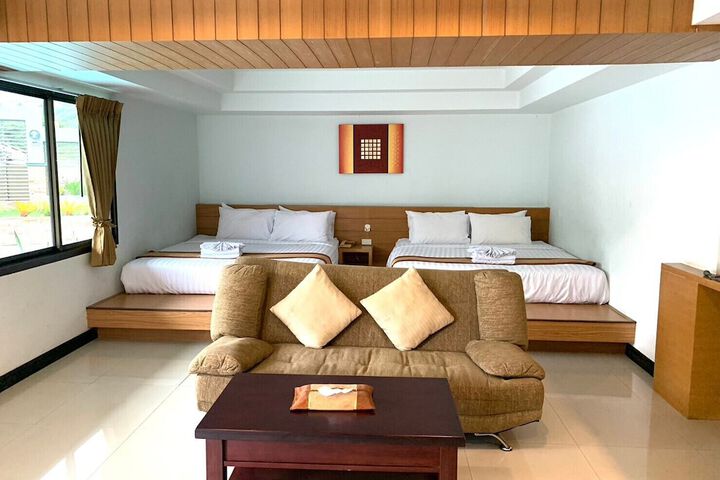 Room 5 of 35