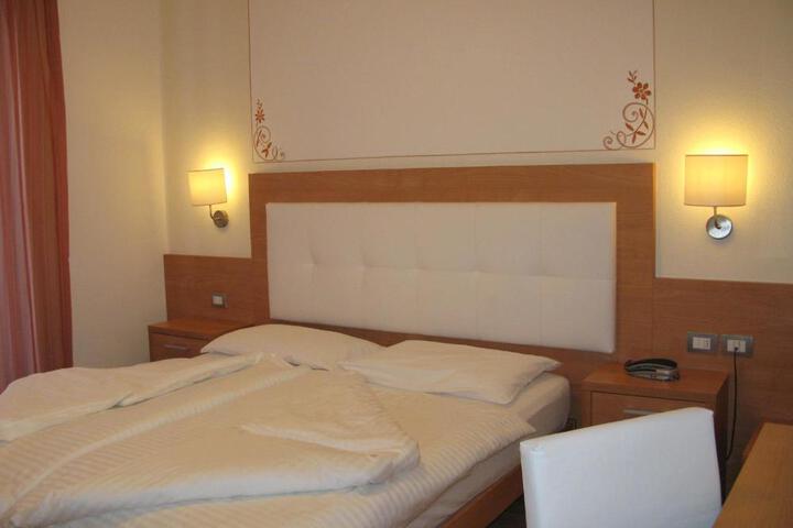 Inside Room Photo