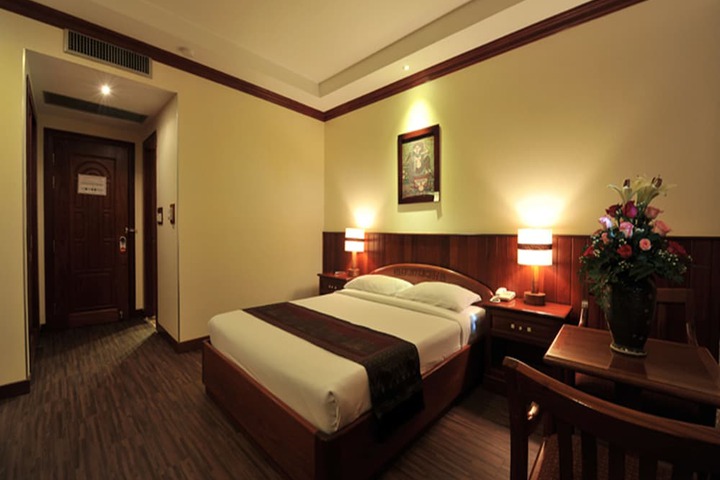 Room 15 of 59