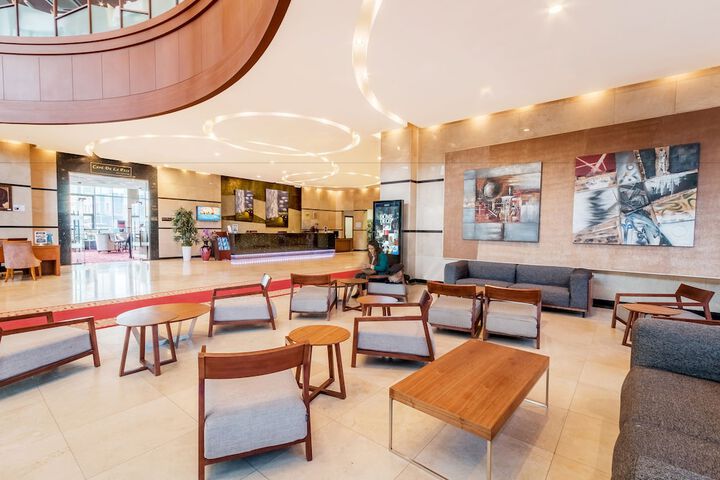 Hotel Interior 6 of 133