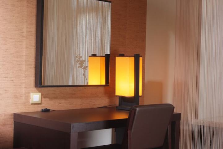 Room 27 of 59