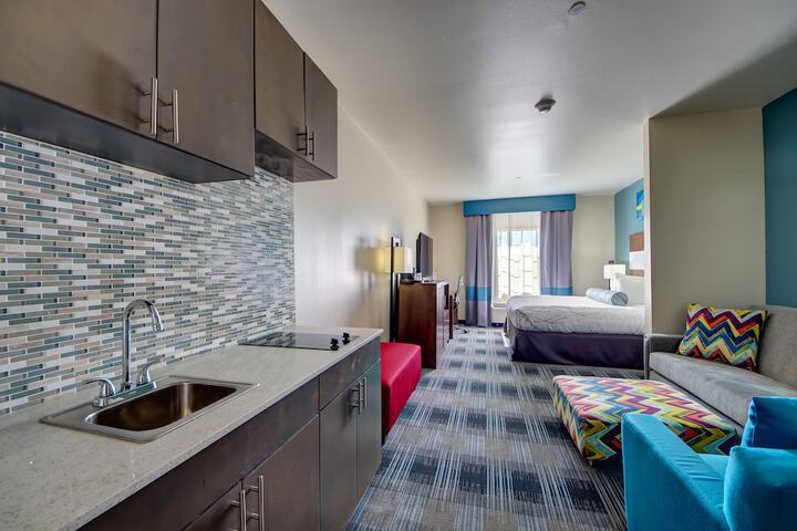 Private kitchenette