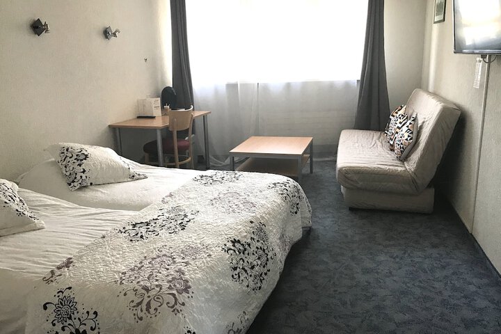 Room 4 of 19