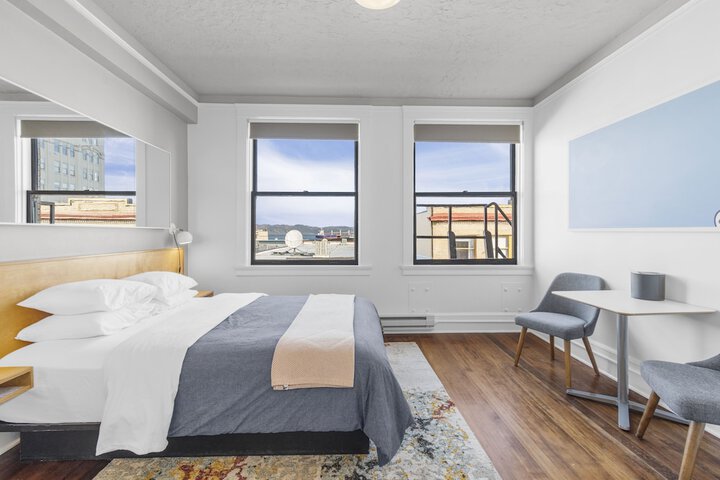 Room 29 of 172