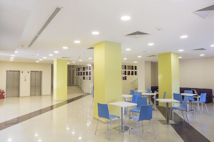 Hotel Interior 4 of 95