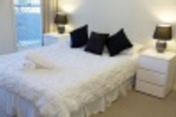 Room 182 of 190