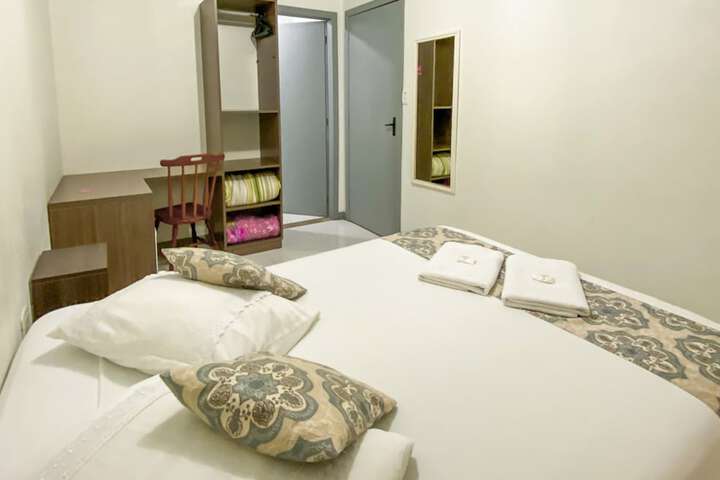 Room 20 of 63