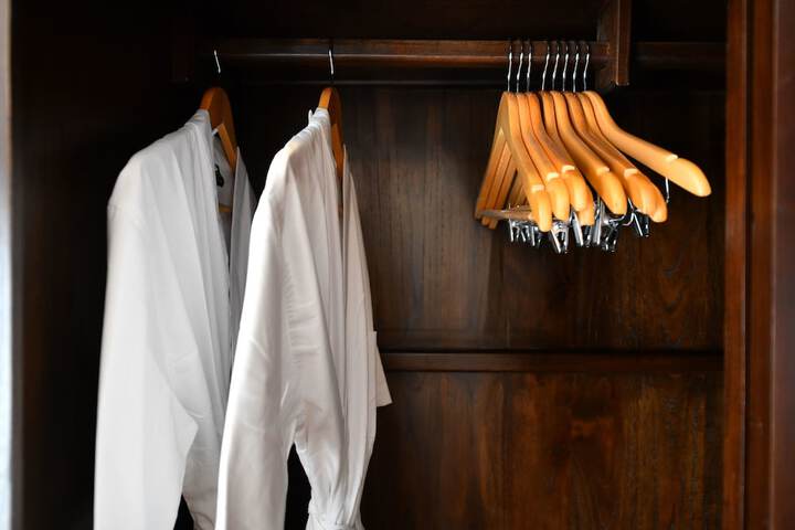 Room 4 of 89