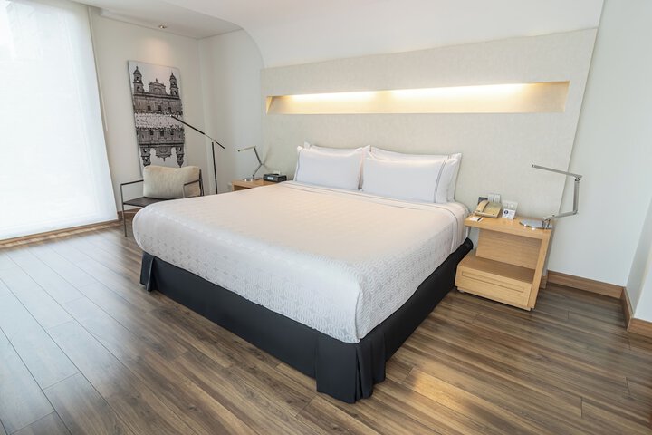 Room 10 of 91