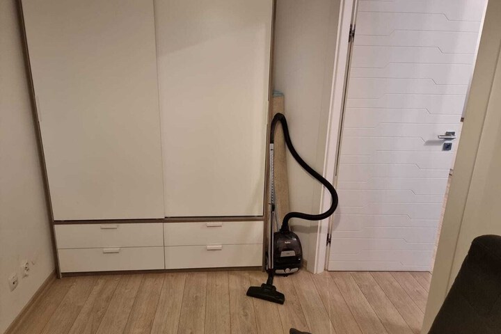 Room 5 of 26