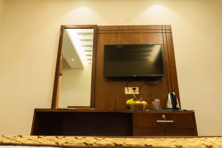 Room 6 of 58
