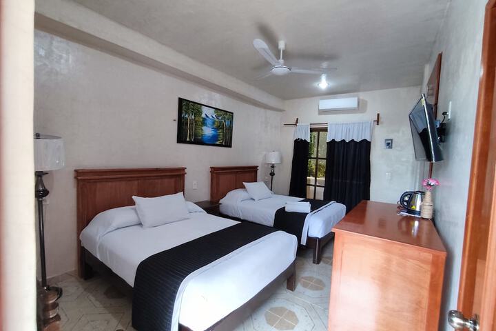 Room 6 of 39