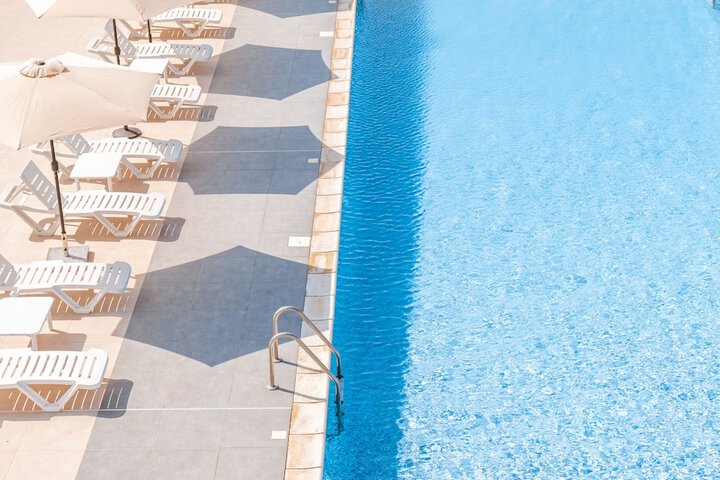 Pool 20 of 41
