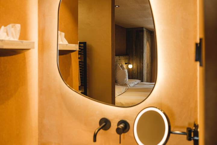 Room 55 of 90