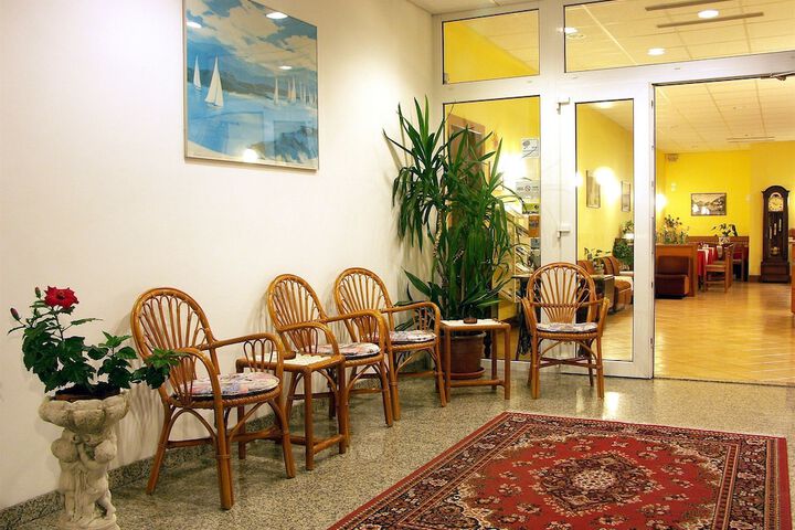 Hotel 2 of 53