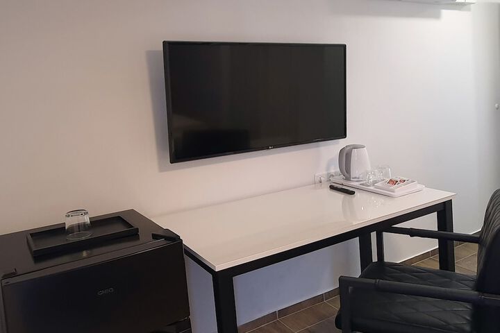 Room 26 of 57