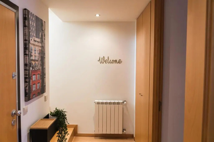 Room 15 of 19