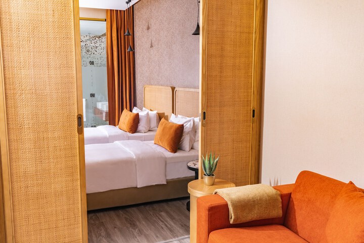 Room 4 of 29