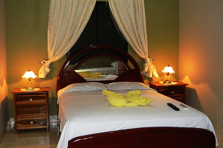 Room 4 of 30