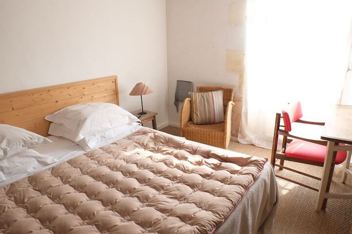 Room 35 of 105