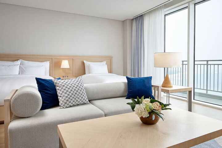 Room 21 of 181