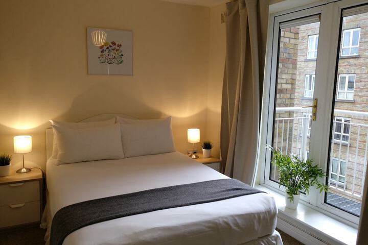 Room 3 of 10
