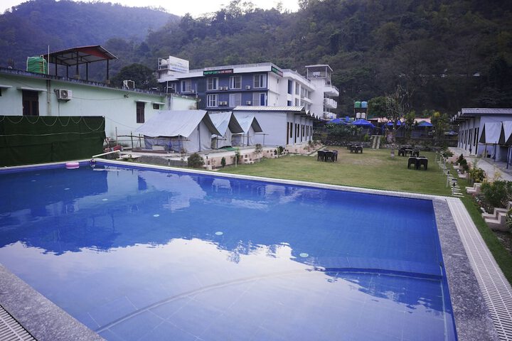 Pool 19 of 48