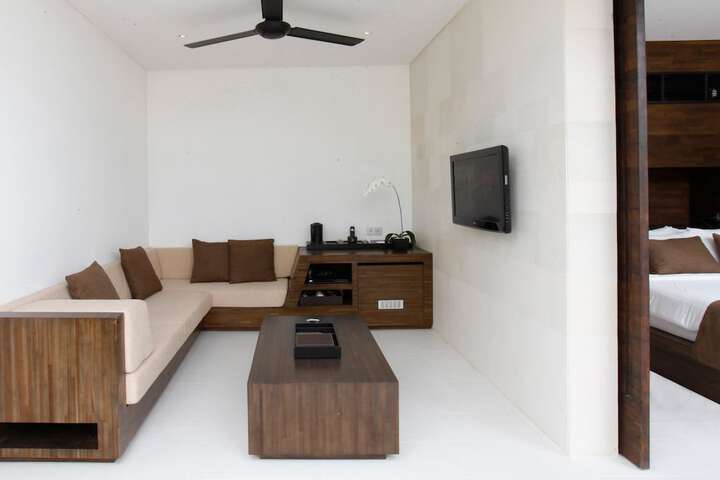 Room 17 of 54