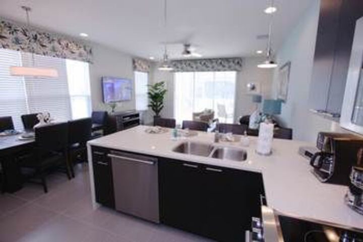 Room 201 of 279
