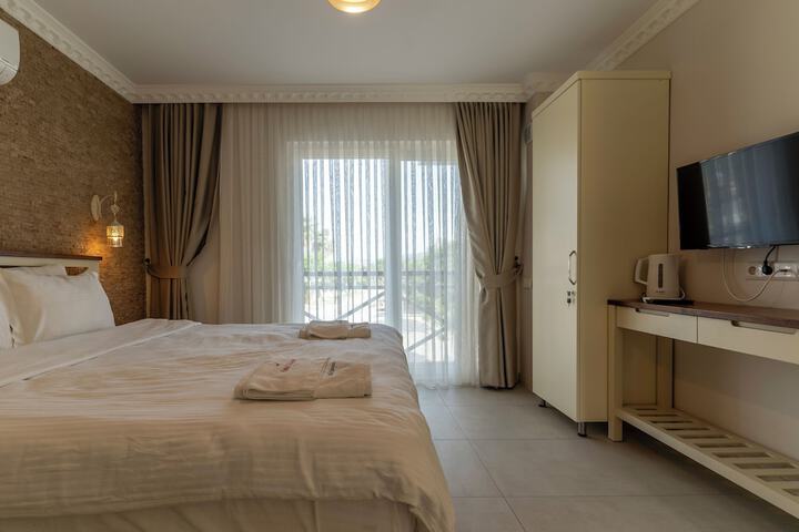 Room 9 of 178