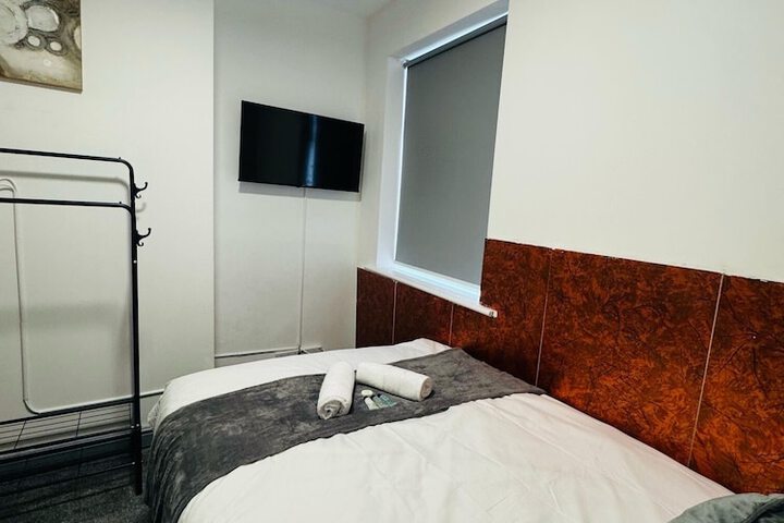Room 16 of 26