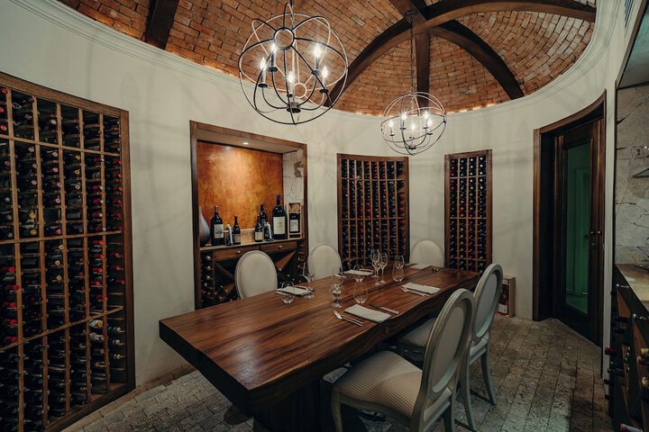 Dining 104 of 126