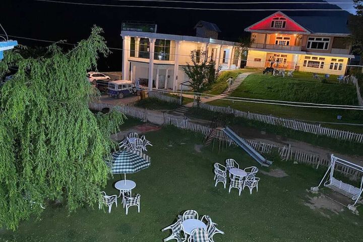 Hotel 4 of 23