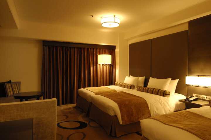 Room 21 of 239