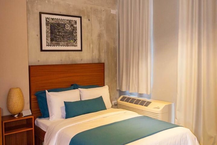 Room 21 of 44