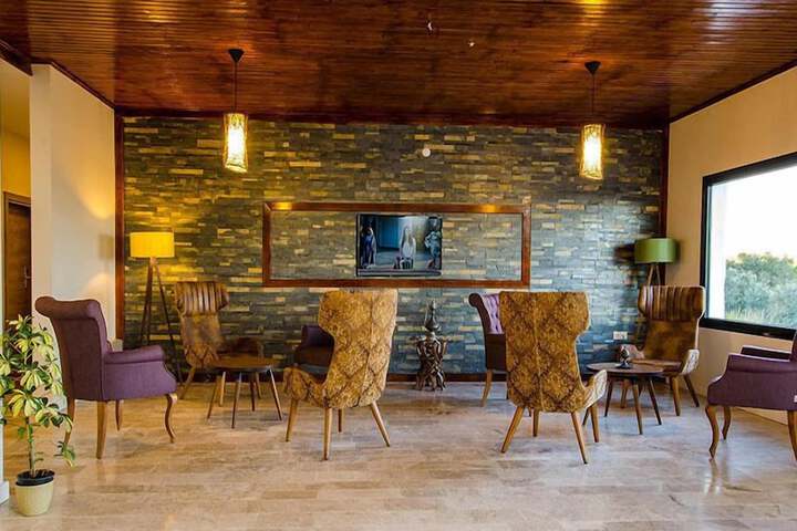 Hotel Interior 4 of 38