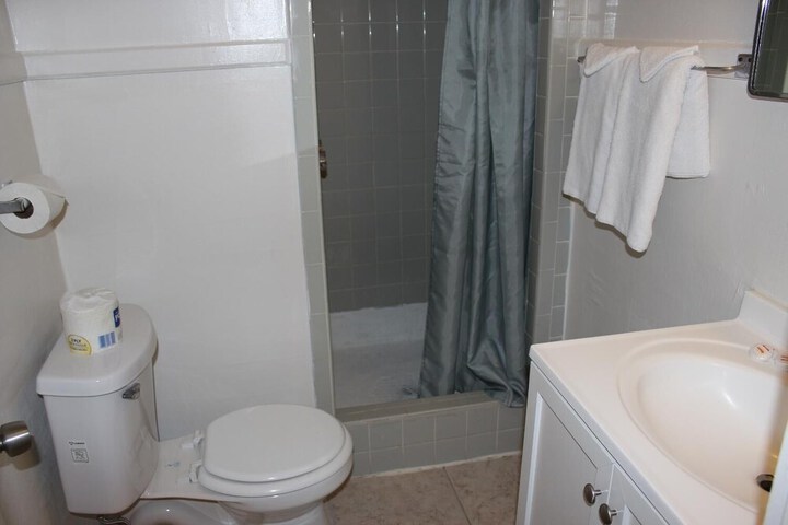 Room 30 of 39